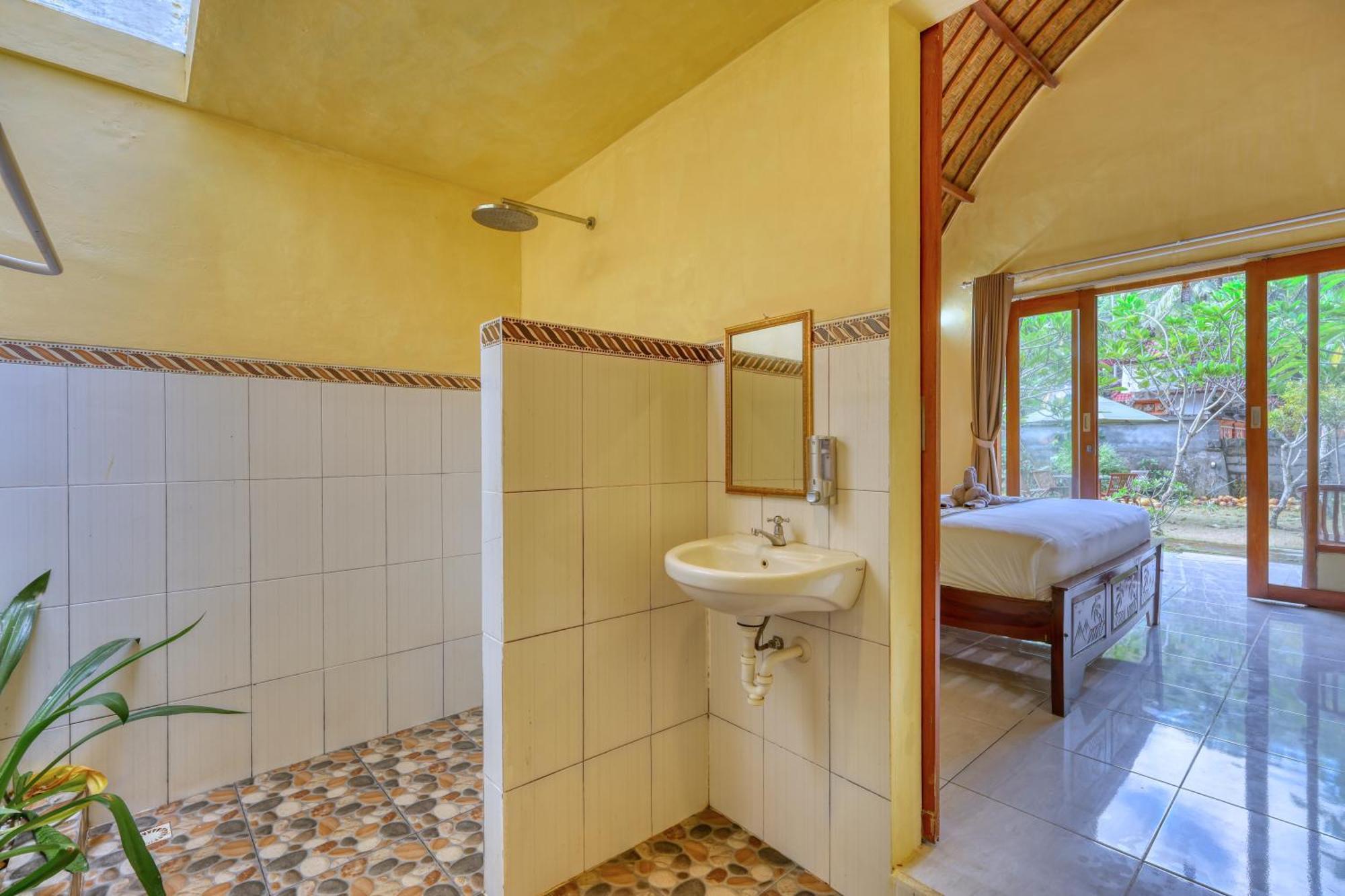 Maharga Bungalows Sakti Habitación foto